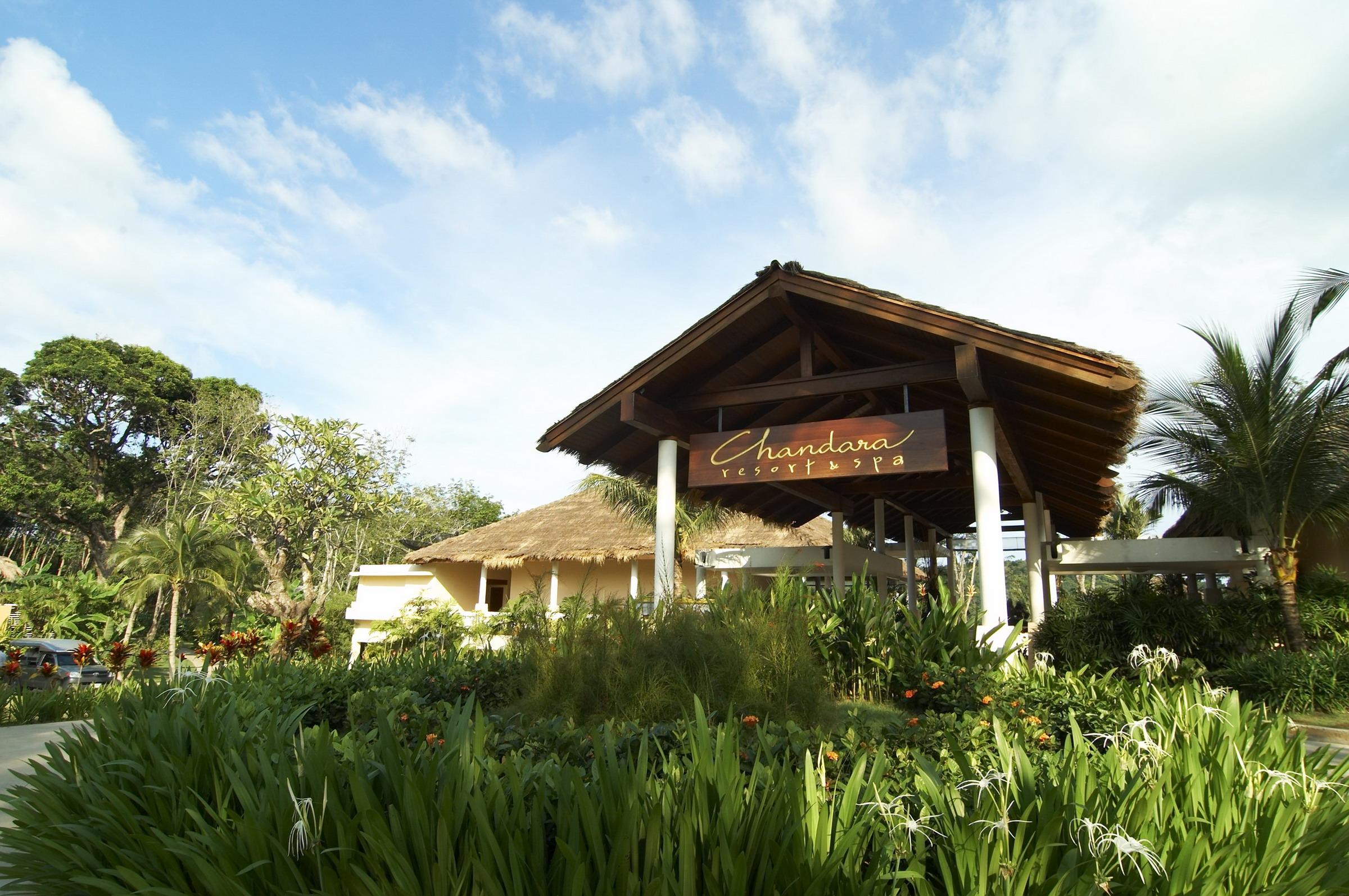 จันทร์ดารา รีสอร์ต แอนด์ สปา ภูเก็ต  Hotel Phuket ภายนอก รูปภาพ