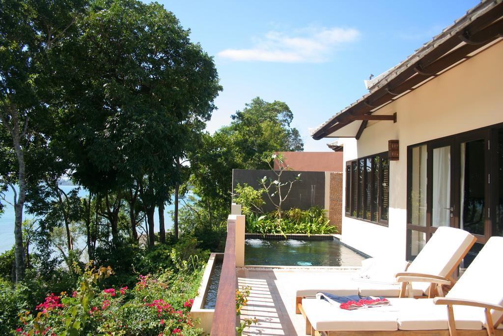 จันทร์ดารา รีสอร์ต แอนด์ สปา ภูเก็ต  Hotel Phuket ภายนอก รูปภาพ