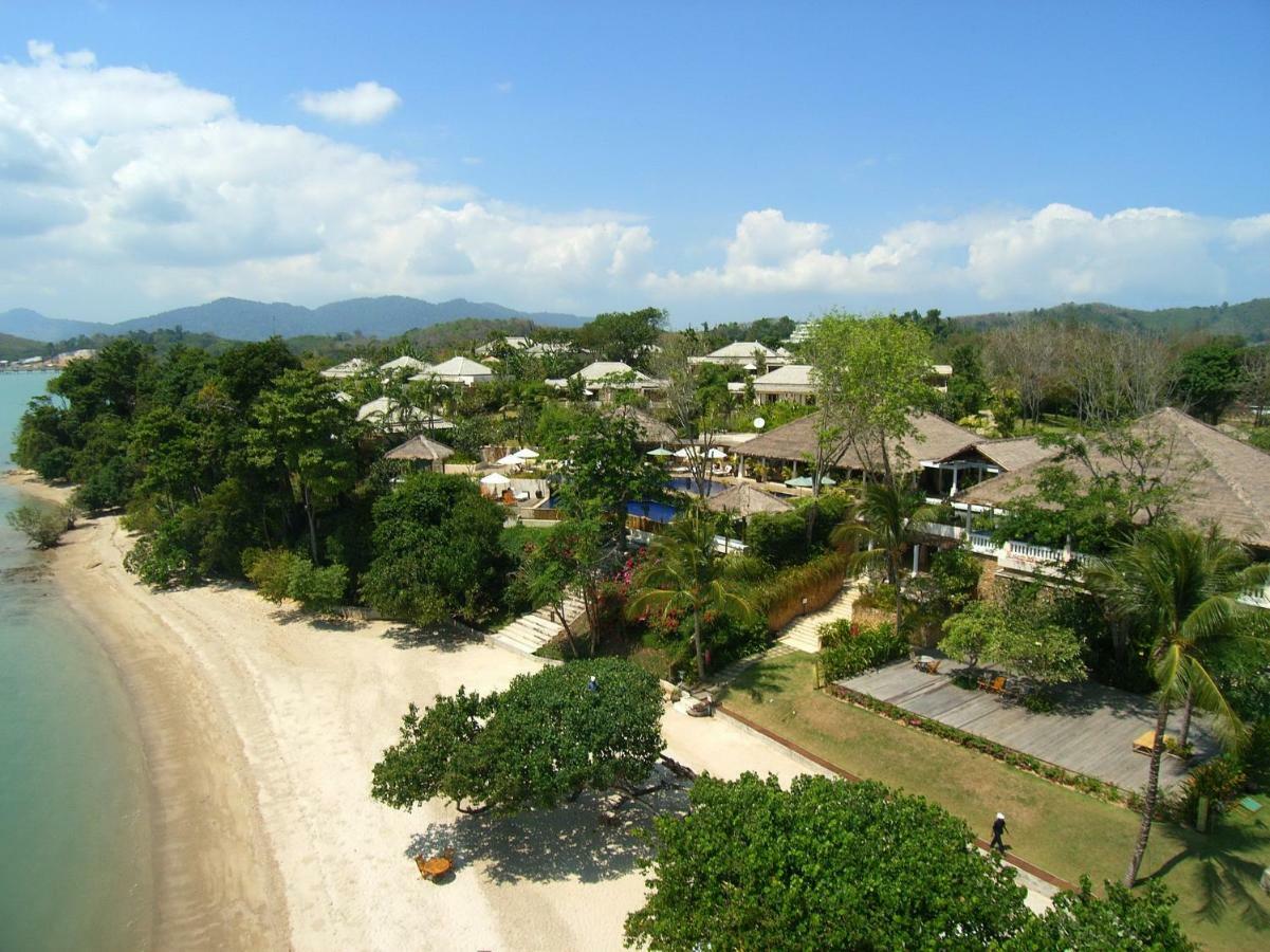 จันทร์ดารา รีสอร์ต แอนด์ สปา ภูเก็ต  Hotel Phuket ภายนอก รูปภาพ